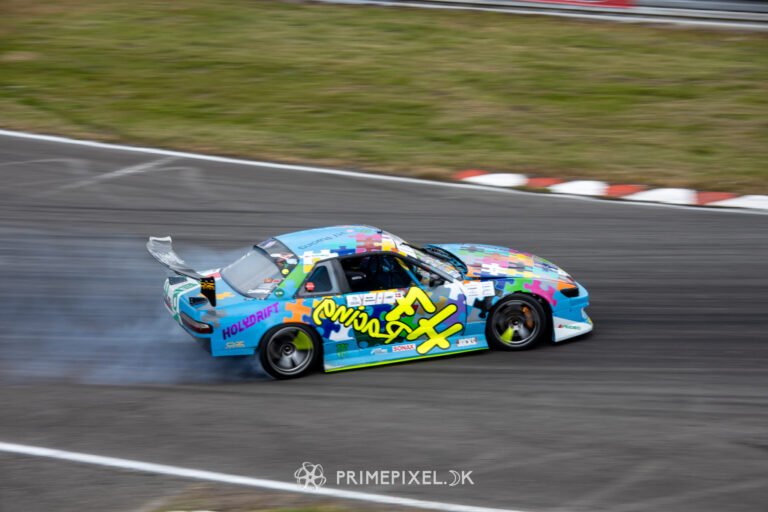 AVM_6996